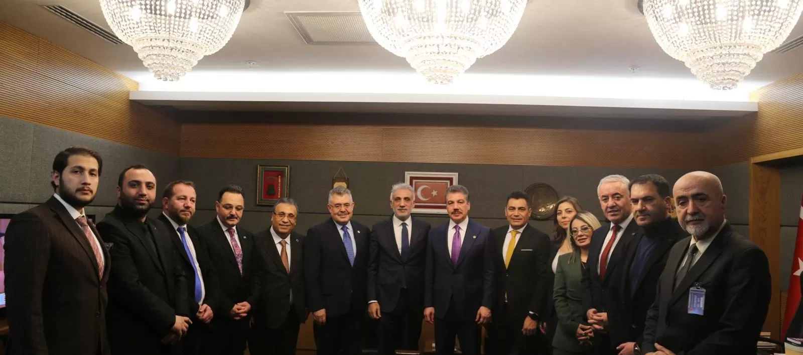 RATEM Yönetimi, TBMM Adalet Komisyonu Başkanı Prof. Dr. Cüneyt Yüksel’i Ziyaret Etti